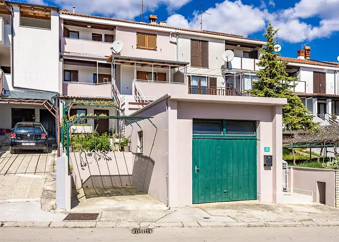 Apartments Karlo 604