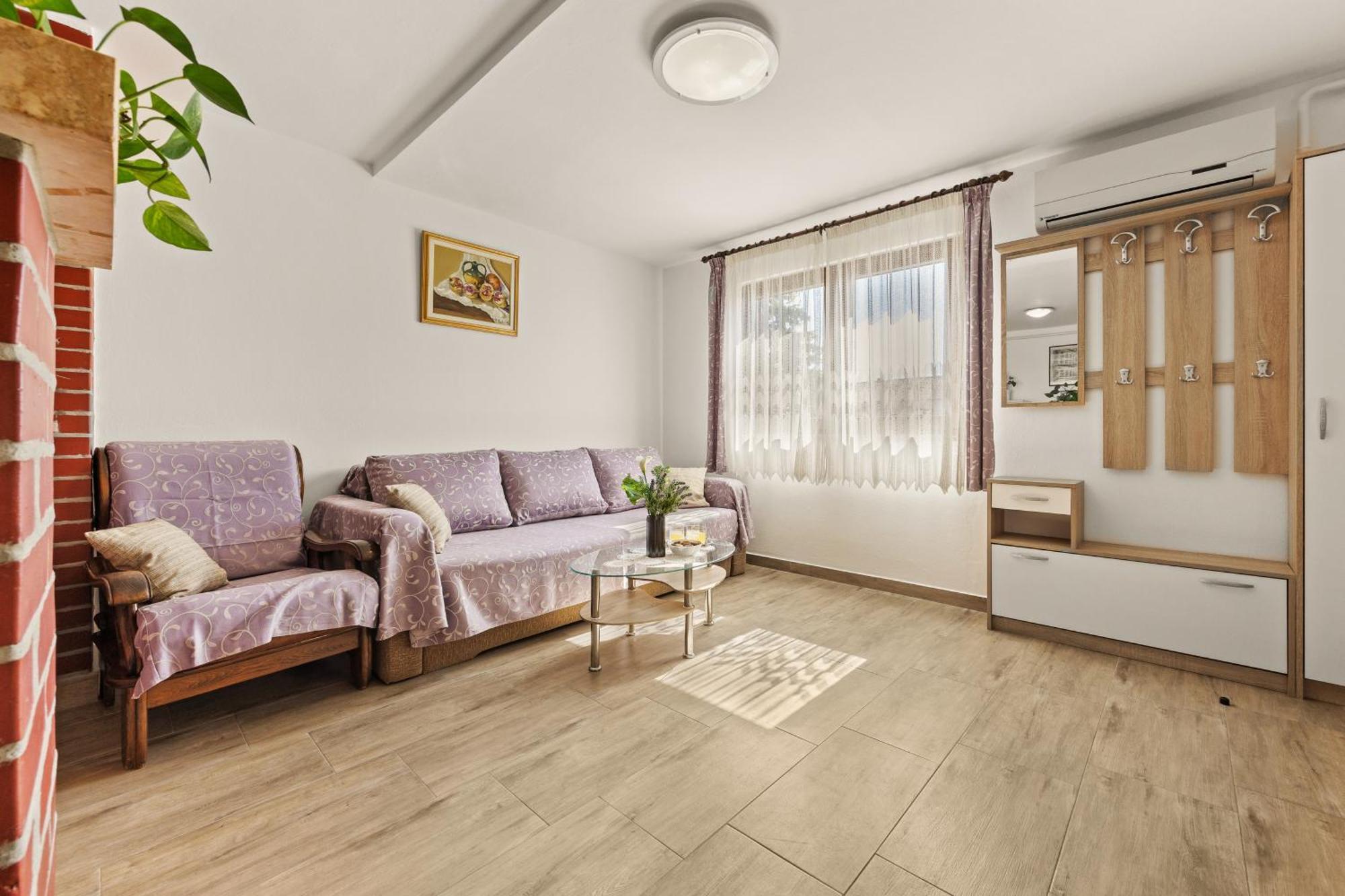 Apartment Karlo 604