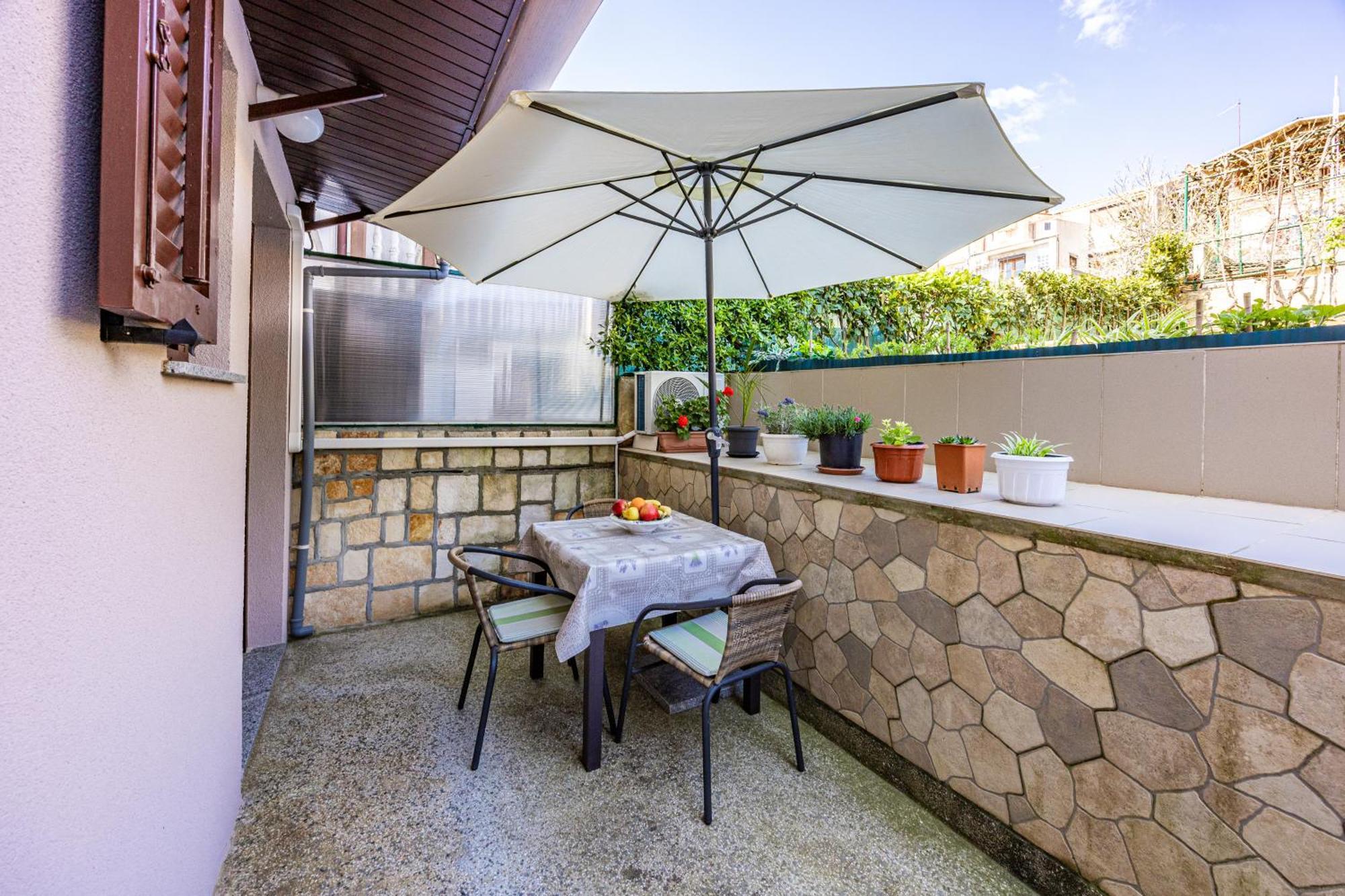 Apartment Karlo 604